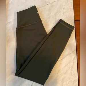 Lululemon Wunder Train Olive Green 25” Size 4